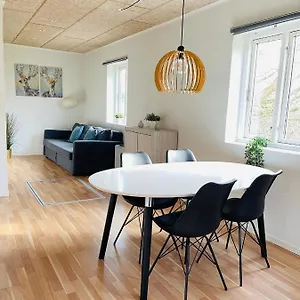 https://nice-and-cozy-place.skagenhotels.net